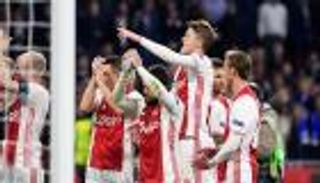 أياكس يضع قدما في نصف نهائي الدوري الأوروبي