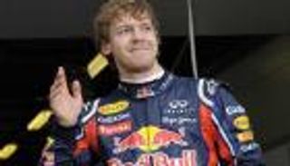 فيتل يهيمن على ثاني تجارب سباق البحرين