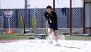 الرمال تقرب فيدال من العودة لبرشلونة