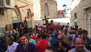 الاحتفال بسبت النور في كنيسة القيامة في بيت لحم (ارشيفية)