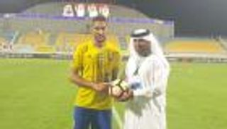 "صالحي الظفرة" يتسلم جائزة الـ"سوبر هاتريك"