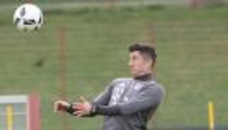 ليفاندوفسكي جاهز للريال.. وأزمة دفاعية للبايرن