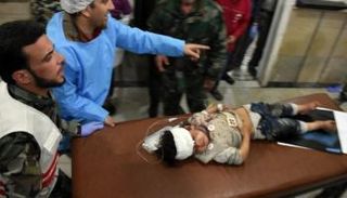 أحد الأطفال المصابين في التفجير الانتحاري (الفرنسية)