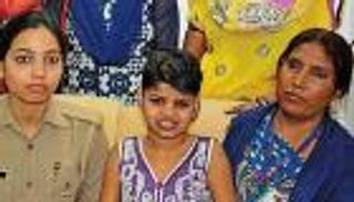 فتاة "الأدغال" الهندية سريعة التعلم بشهادة الأطباء