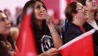 الاستفتاء التركي.. أردوغان يمرر تعديلاته ويعمق انقسام بلاده