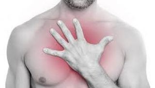 ألم في الصدر غير معروف سببه جرس إنذار لصاحبه