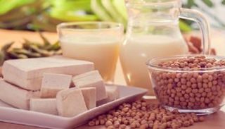 حليب الصويا يقلل خطر الإصابة بالسرطان