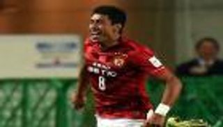 باولينيو "الصيني" يرفض العودة لأوروبا