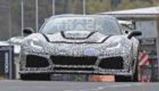 بالصور.. كورفيت ZR1 الجديدة على حلبة التجارب 