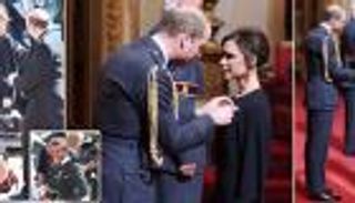 بالصور.. فيكتوريا بيكهام تتقلد "رتبة الإمبراطورية"