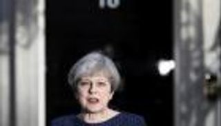 استطلاع: تيريزا ماي قد تحقق فوزا ساحقا في الانتخابات المقبلة