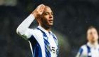 جماهير بورتو تطلق حملة "كلنا براهيمي"  