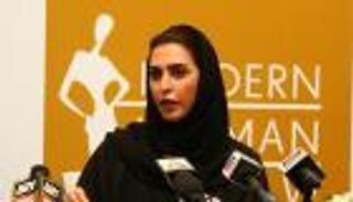 دبي تستقطب مواهب المصممين في معرض المرأة العصرية 2017