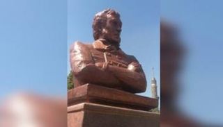 تمثال ألكسندر بوشكين