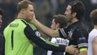 بوفون يكرر إنجاز نوير أمام برشلونة