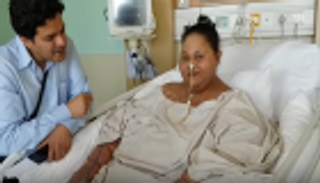 شاهد.. أول فيديو للمصرية إيمان بعد خسارة نصف وزنها