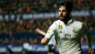 إيسكو 25.. "الفتى الذهبي".. وخليفة إنيستا "المدريدي"