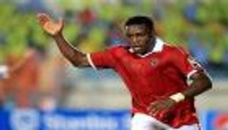 إيفونا طلب العودة للأهلي المصري .. والمقابل المالي يعطل الصفقة