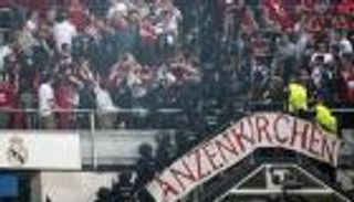 بايرن يطالب برد حكومي على عنف الشرطة الإسبانية