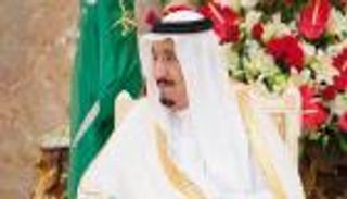 الملك سلمان يعفي قائد القوات البرية وسفير المملكة بواشنطن من منصبهما