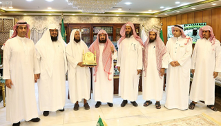 الشيخ السديس برفقة أعضاء إدارة الأمن الفكري 