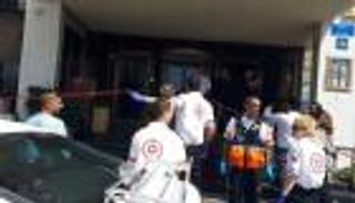 إصابة 4 إسرائيليين طعنا في تل أبيب.. واعتقال المنفذ