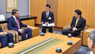 الشيخ عبدالله بن زايد آل نهيان وزير الخارجية والتعاون الدولي الإماراتي