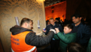 في الإسراء والمعراج.. صنبور بتركيا يسيل حليبا بدل الماء