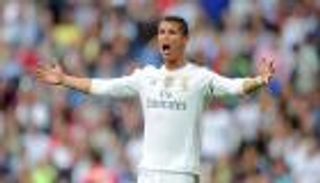 بالفيديو.. سر انفعال رونالدو بعد هدف ميسي "القاتل"