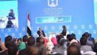 السيسي: نحترم القضاء والإعلام وقريبا يتسلم الشباب مصر