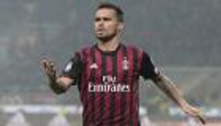 ميلان يغلق الباب أمام أتلتيكو ويوفنتوس بشأن "سوسو"