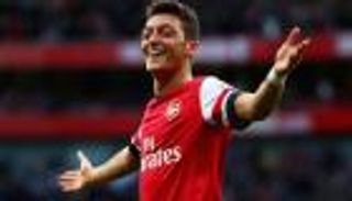 أوزيل يكشف سبب رفضه بايرن ويونايتد في 2010