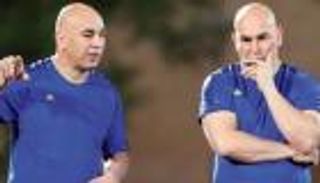 حسام حسن يمدد عقده مع المصري ويستهدف المركز الثالث