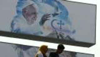 بالصور.. القاهرة تتجمل لبابا السلام.. وخبراء: فرصة لإنعاش السياحة