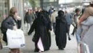 ألمانيا.. حظر جزئي على ارتداء النقاب