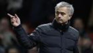 مورينيو يدافع عن الطريقة الدفاعية ليونايتد أمام السيتي