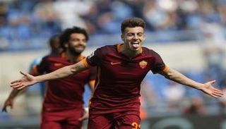 لاعب روما الإيطالي