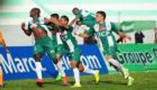 الدفاع الحسني يُسقط الجيش الملكي في 3 دقائق