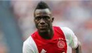 سان جيرمان يسعى لخطف جوهرة أياكس قبل برشلونة