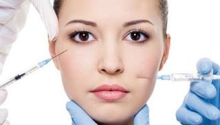عمليات التجميل (أرشيفية)