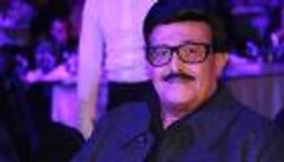 نقل نجم الكوميديا سمير غانم إلى المستشفى بعد أزمة صحية