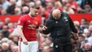 لوك شو يزيد متاعب مورينيو