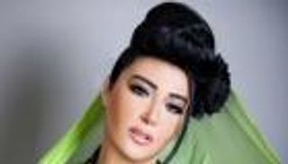 ريم البارودي تشعل الساحة بزواج سمية الخشاب وأحمد سعد