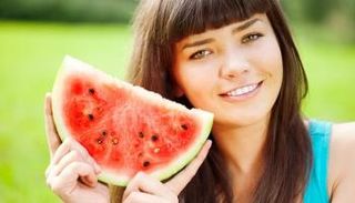 للبطيخ فوائد كبيرة للجسم 