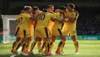 بيرنلي يحقق رقما نادرا بالفوز على كريستال بالاس