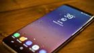 جالاكسي S8 يعيد تشغيل نفسه بدون سبب