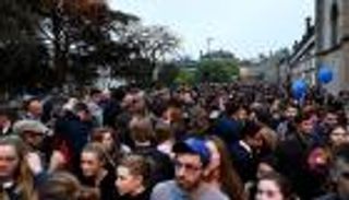 بالصور .. عيد العمال في العالم احتفالات واحتجاجات 