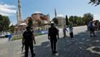 قمع أردوغان يتواصل.. تفريق تظاهرة بمناسبة عيد العمال باسطنبول