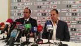 معلول يطالب جماهير تونس بطي صفحة "الرأس الأخضر"