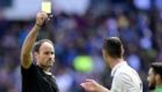 الإسباني لاهوز يدير لقاء موناكو ويوفنتوس 